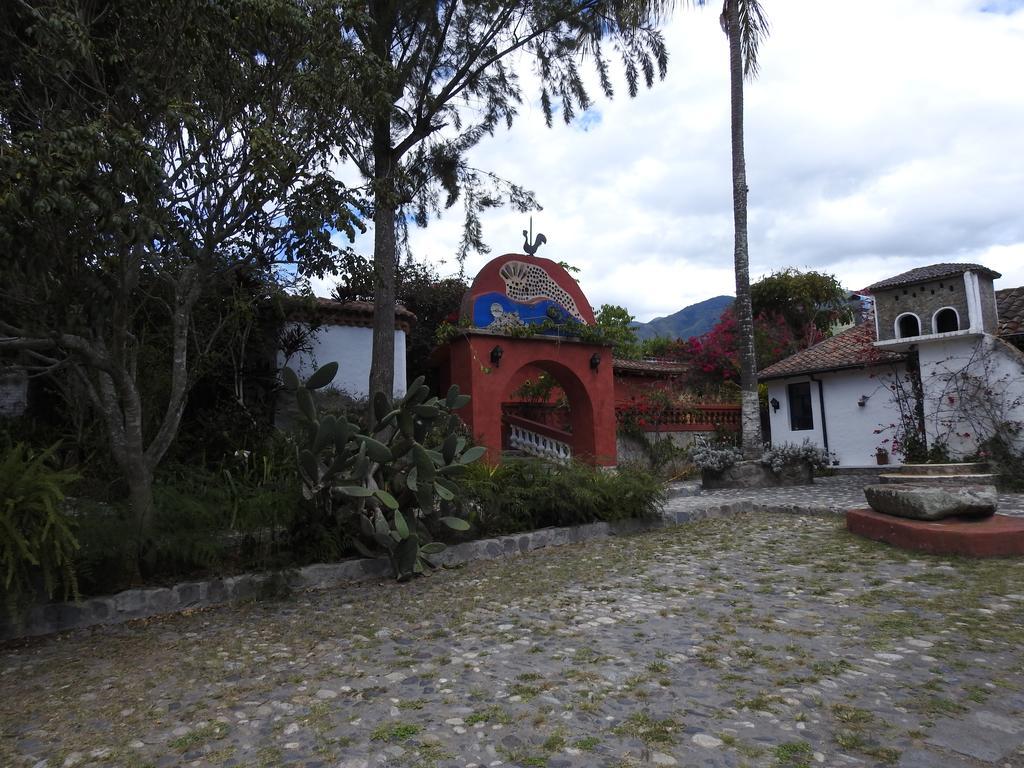 Hosteria Museart Pantavi Tumbabiro Esterno foto