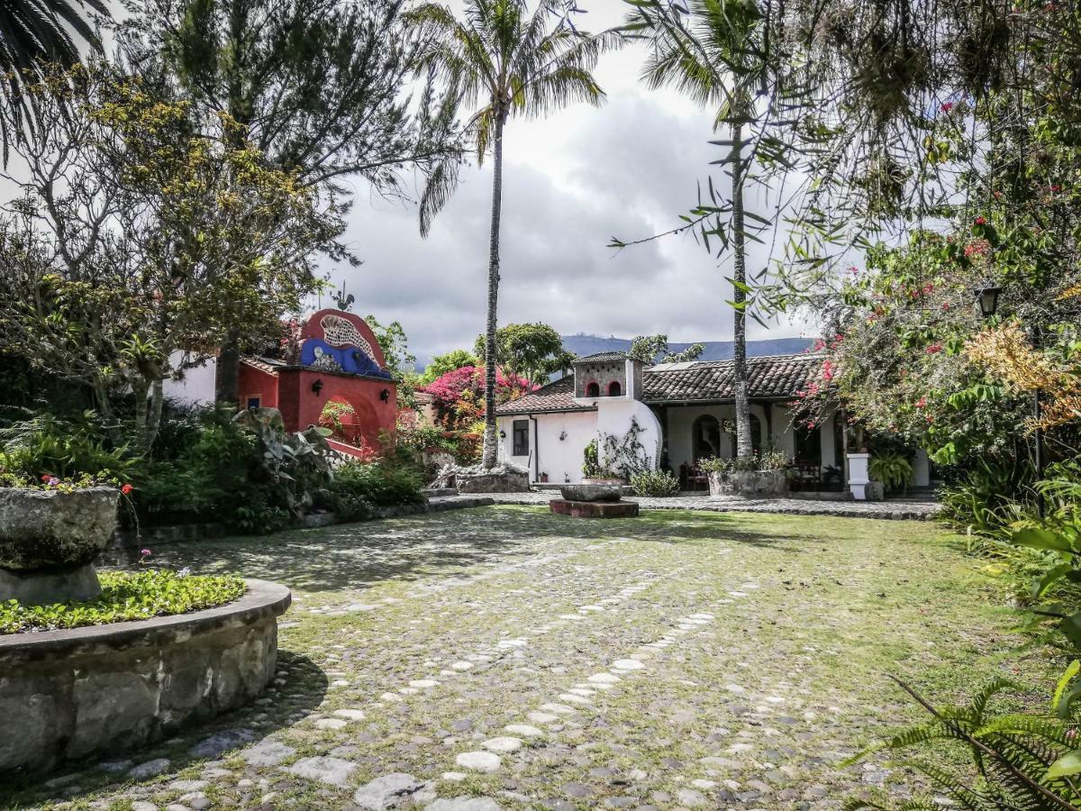 Hosteria Museart Pantavi Tumbabiro Esterno foto